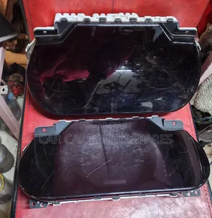 Dashboard Clock Toyota Harrier