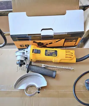Electric Dewalt Angle Grinder 4inches/ Dewalt Angle Grinder 4”