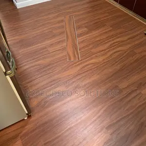 Commercial LVT Flooring – Modern Business Look