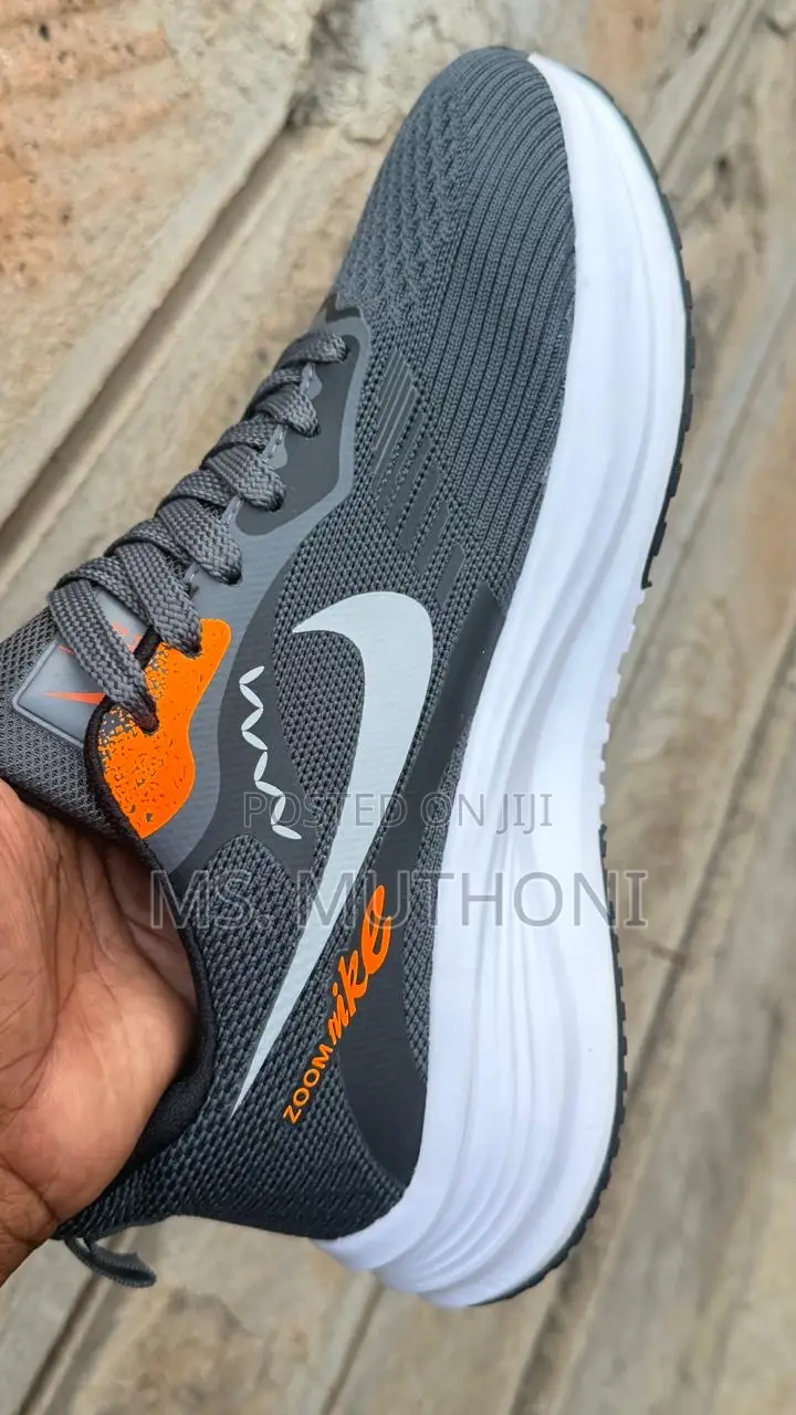 Breatheable Nike Zoom Trainers With a Responsive Cushioning.