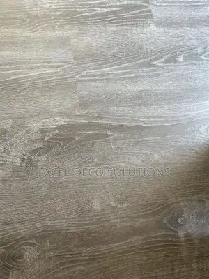 Commercial LVT Flooring – Smart Business Choice