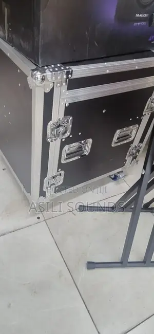 Prox Flip-Ready Easy Hydraulic Lifting Case