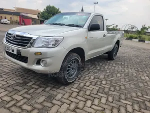 Toyota Hilux 2.5 D-4D SRX 2009 Silver