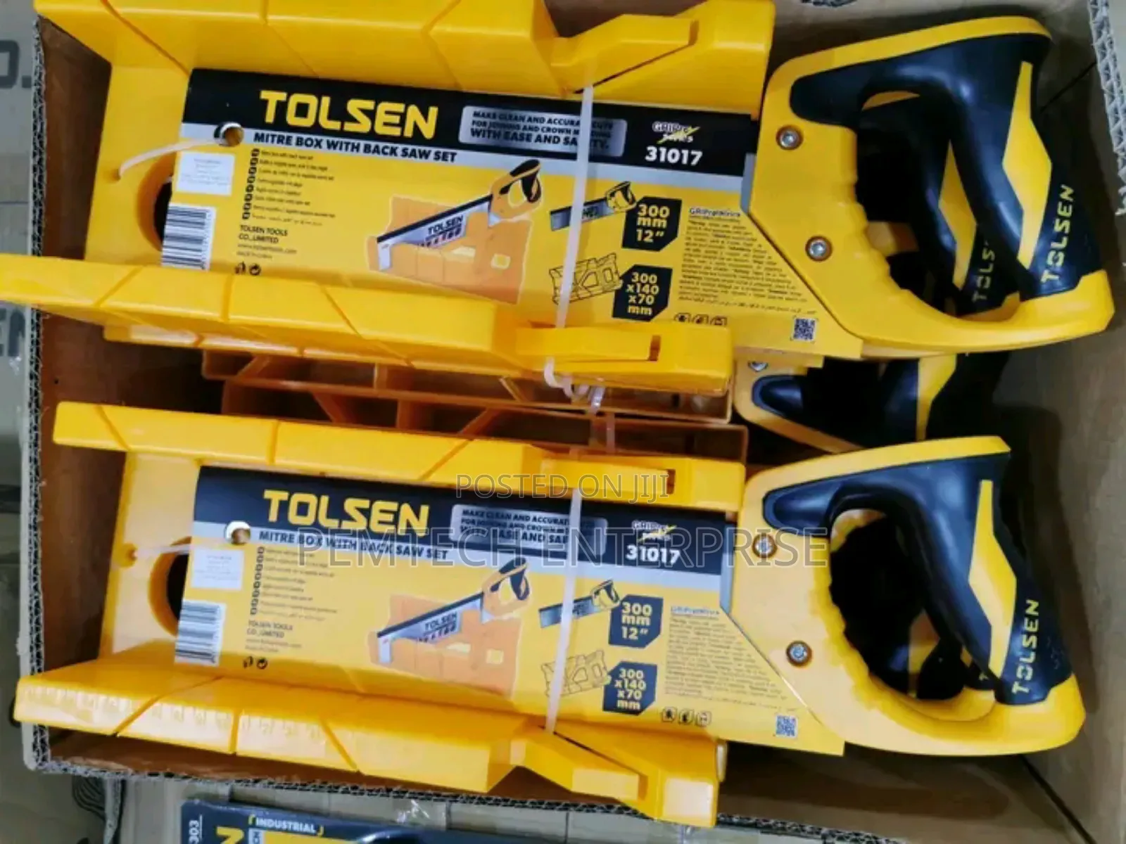 Mitre Box With Back Saw Set