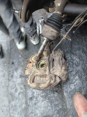 Toyota 100 Series Front Hub Available