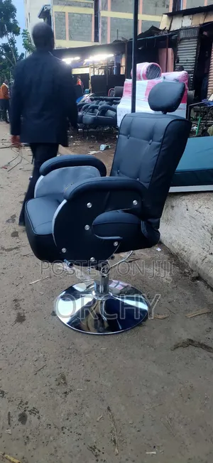 Facial Chair/ Finishing Seat/ Hydraulic Kinyozi Seats