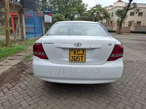 Toyota Axio 2010 Off white