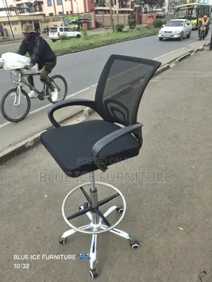 New Mesh Counter Chair