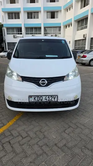 Nissan NV200 SV 2017 White