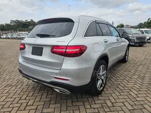 Mercedes-Benz GLC-Class 2019 Silver