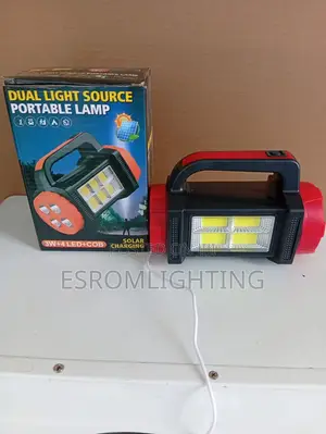 Solar Dual Light Source Portable Lamp