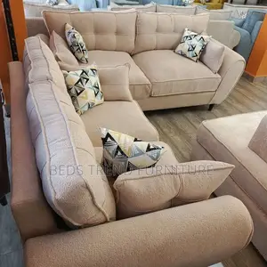 Ample Butterfly Seat 5 Seater