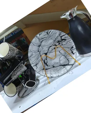 13-Piece Premium Dinner Set With Flask