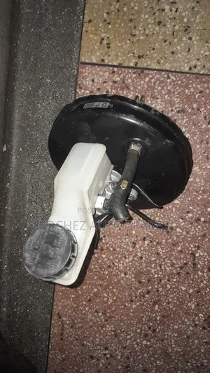 Nissan Xtrail Nt31 Brake Booster and Master Cylinder