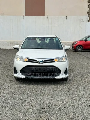 Toyota Axio 1.5 Hybrid 2WD 2019 White