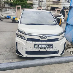 Toyota Voxy 2018 White