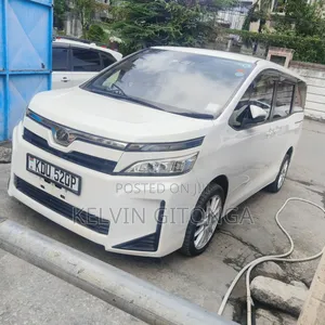 Toyota Voxy 2018 White