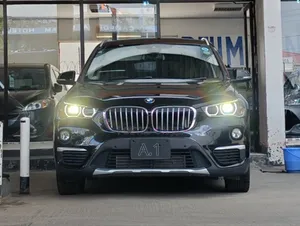 BMW X1 xDrive28i AWD 2019 Black