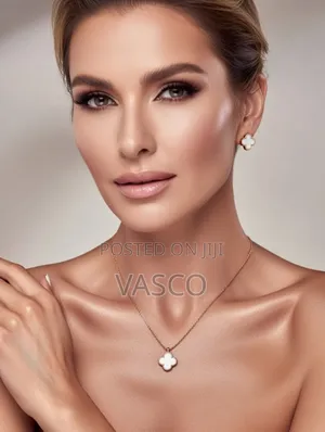 Women's Necklaces