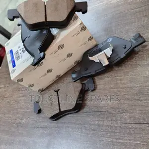 Frey Front Brake Pads for BMW 5 Series F10 – High-Performance