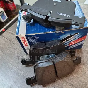 Bosch Front Brake Pads for BMW X3 F25 – Smooth Reliable Stopping