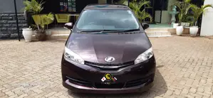 Toyota Wish 2017 Purple