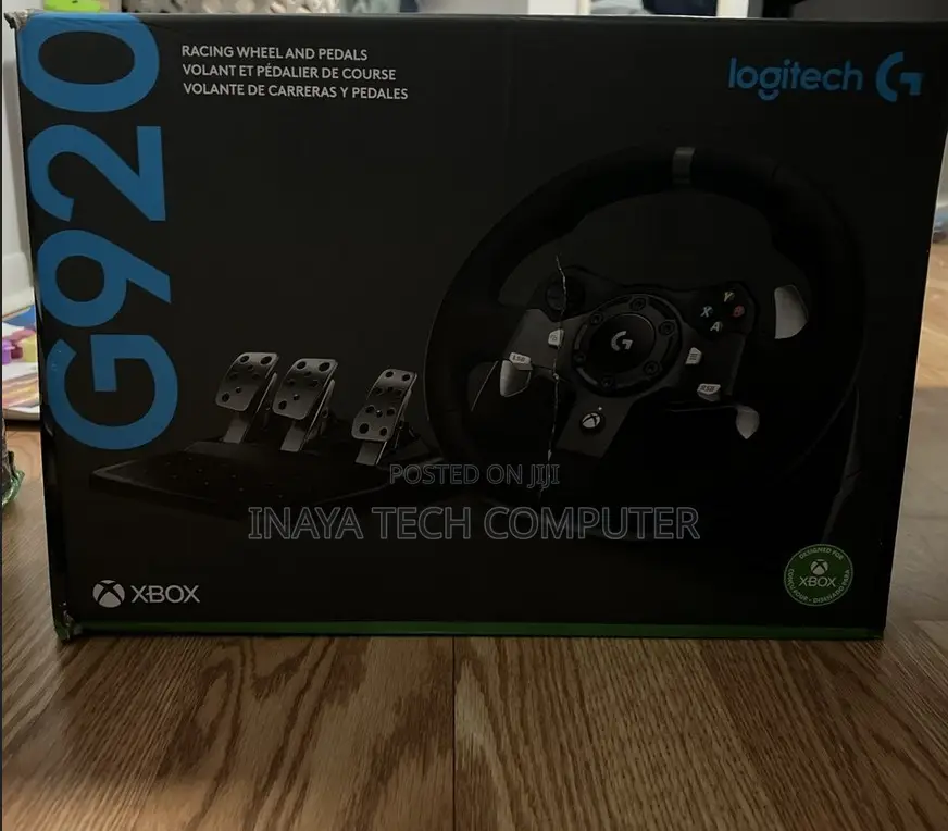 Logitech G920 Driving Force Racing Wheel