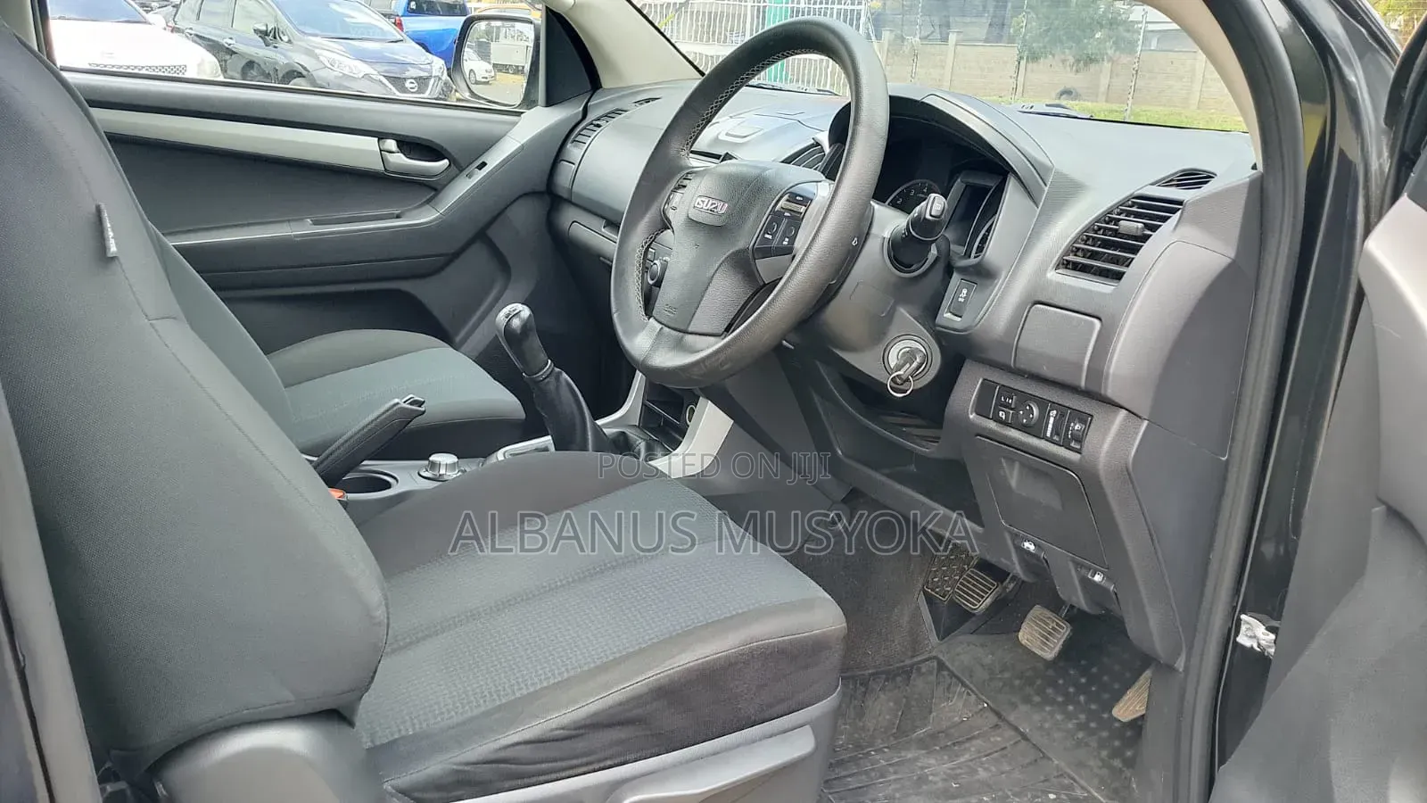 Isuzu D-MAX 2016 Black