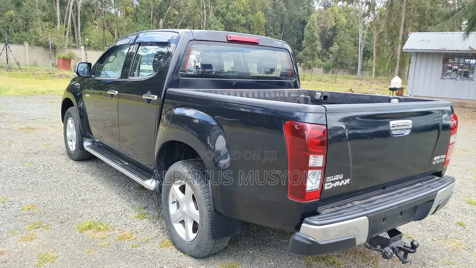 Isuzu D-MAX 2016 Black