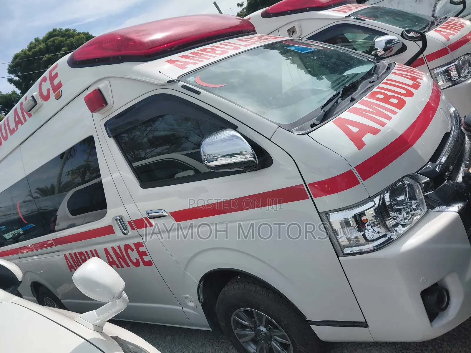 Toyota HiAce 2019 White