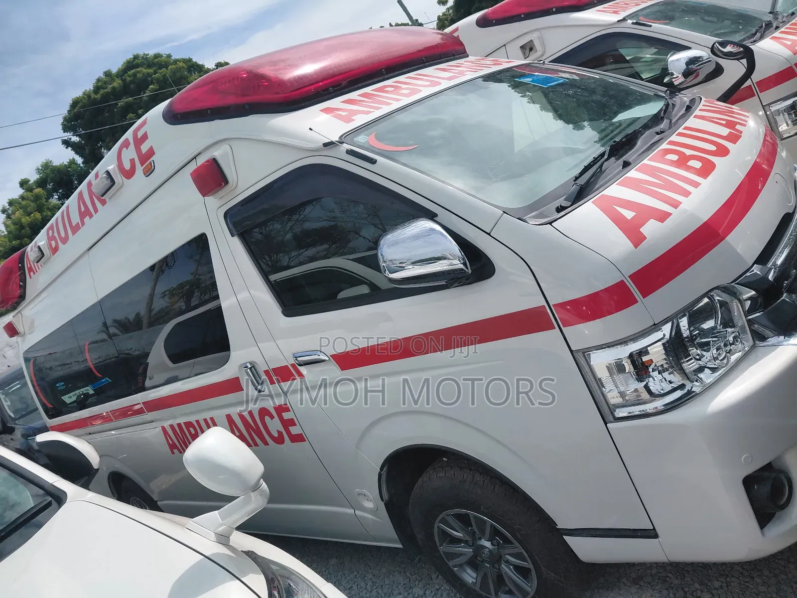 Toyota HiAce 2019 White