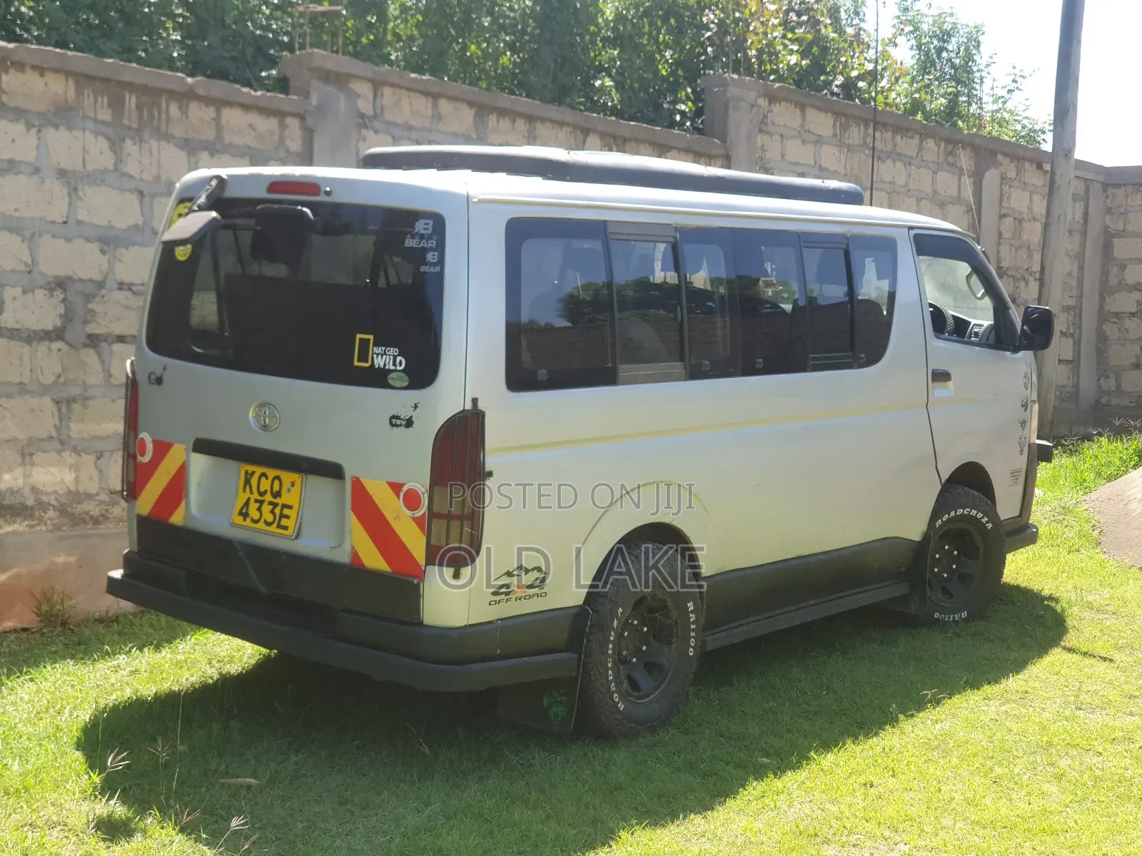 Toyota HiAce 2011 Grey