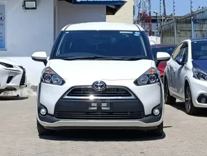 Toyota Sienta 1.5 FWD (6-seater) 2019 Pearl