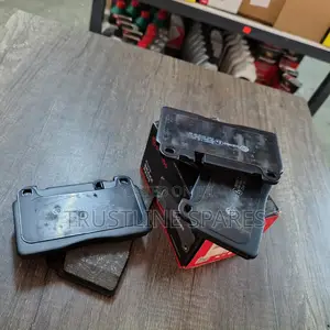 Brembo Front Brake Pads for Audi Q7 – Strong Confident Front Control