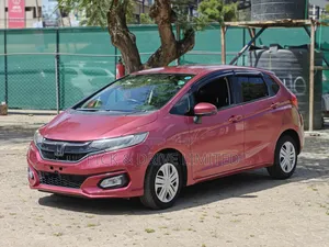 Honda Fit EX 2018 Pink