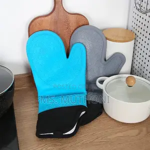 A Pair of Silicone Oven Gloves/ Mitts