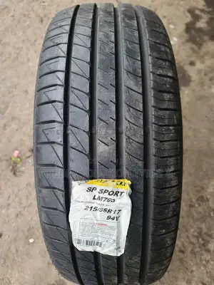 215 /55 R17 Dunlop Tyres 94v Sp Sport Lm705