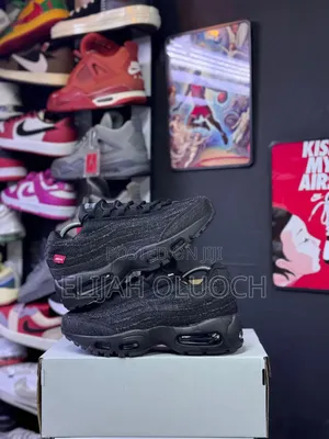 Air Max 95 “Levi’S”
Sizes : _40 41 42 43 44 45_