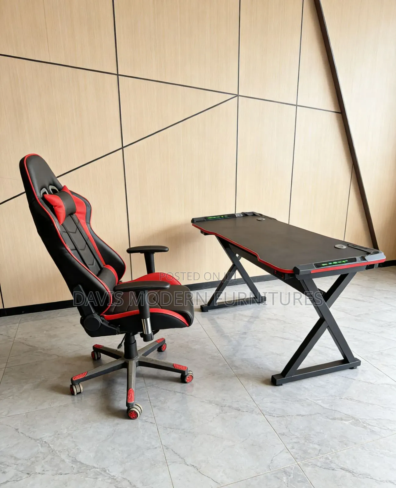 Gaming Chair With Teble