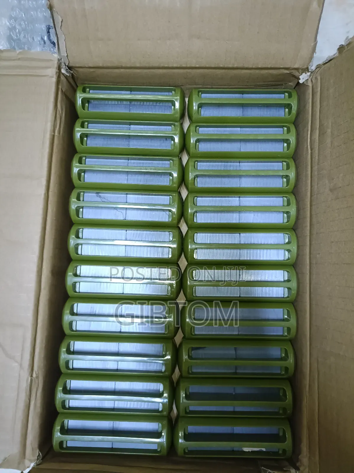 Rumen Magnet Plastic Cages Magnet