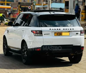 Land Rover Range Rover Sport 2013 White