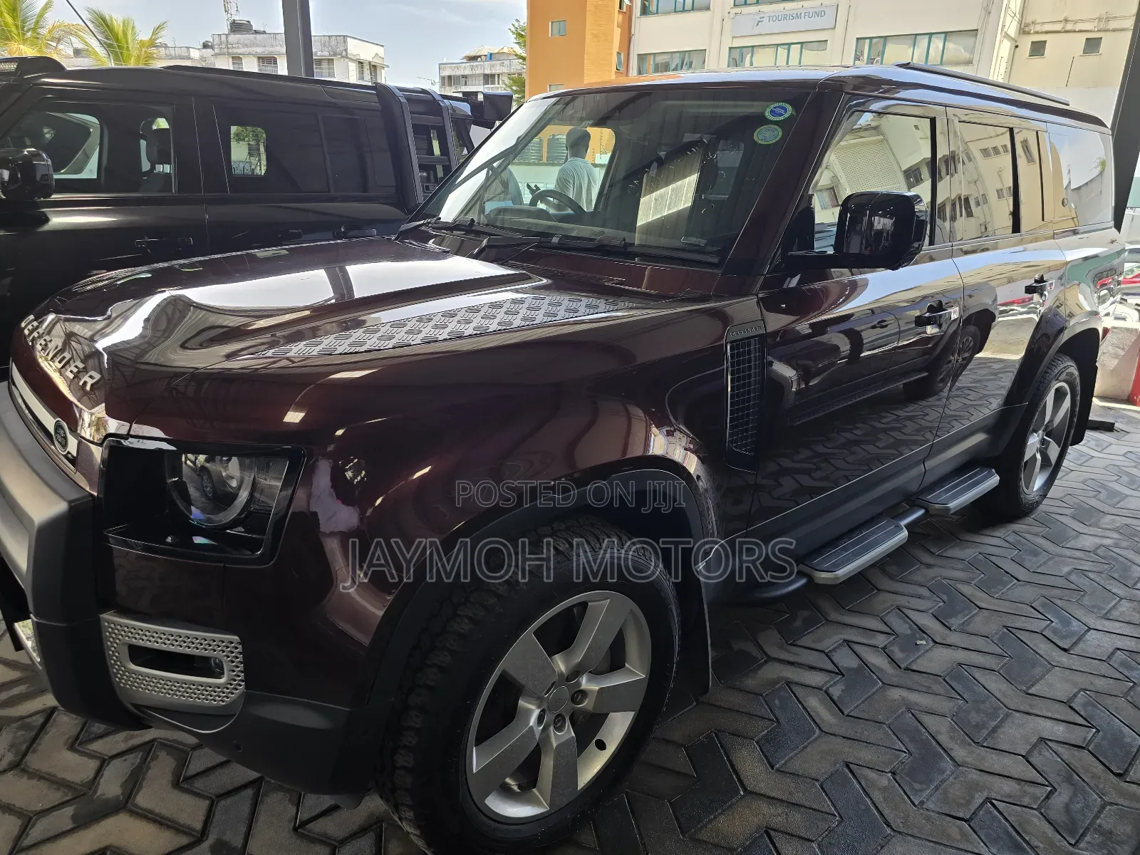 Land Rover Defender 2023 Maroon