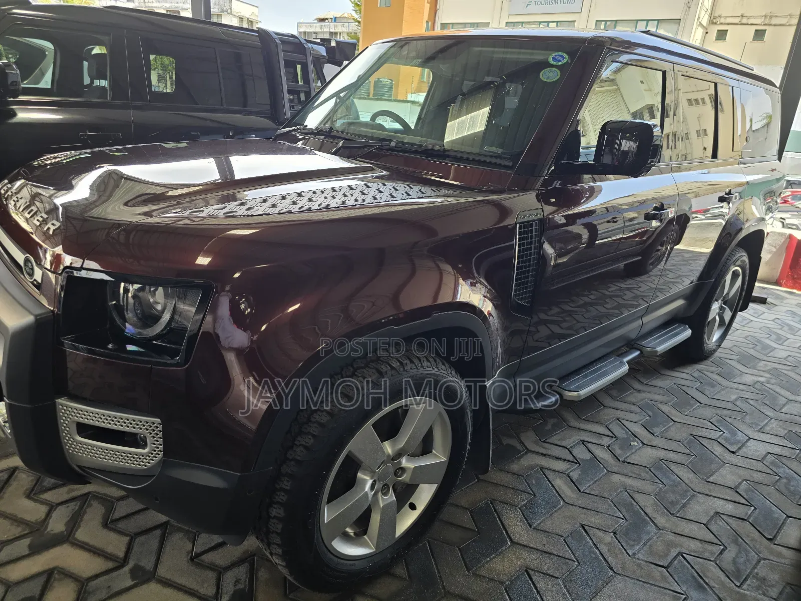 Land Rover Defender 2023 Maroon