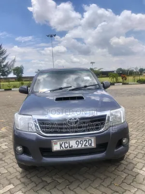 Toyota Hilux 2.5 D-4D SRX 2011 Black