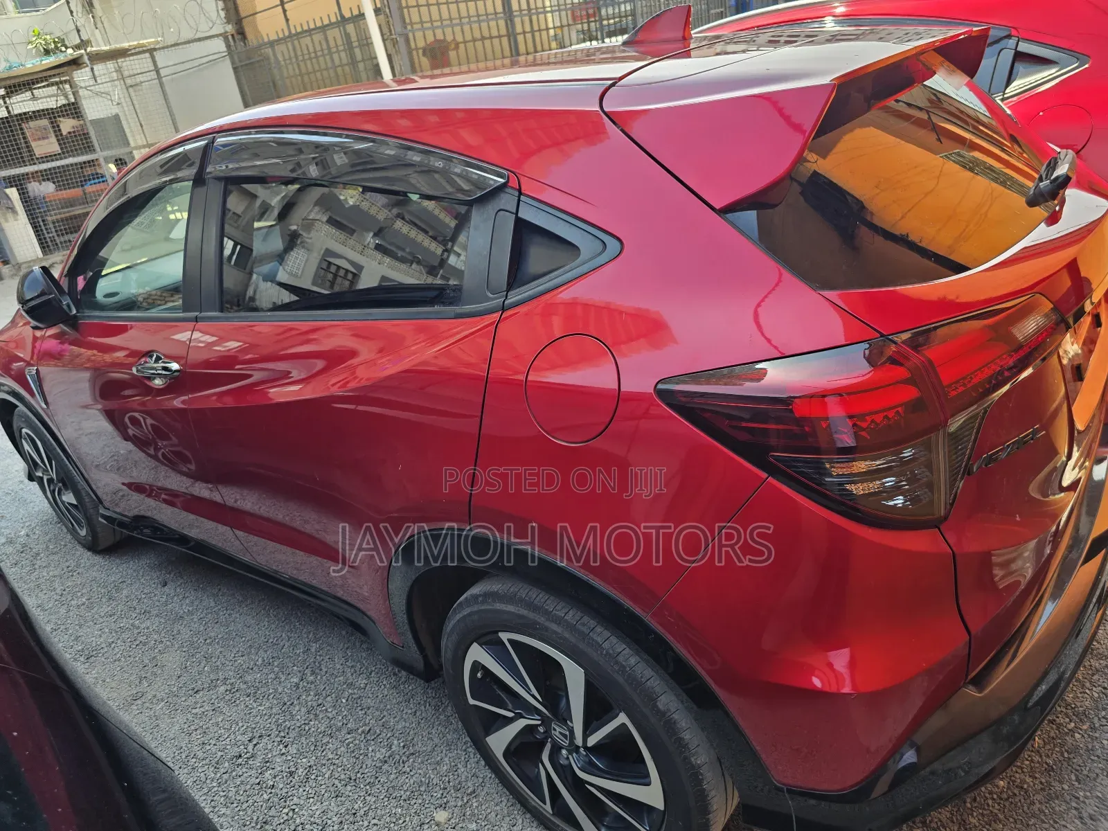 Honda Vezel 2019 Red