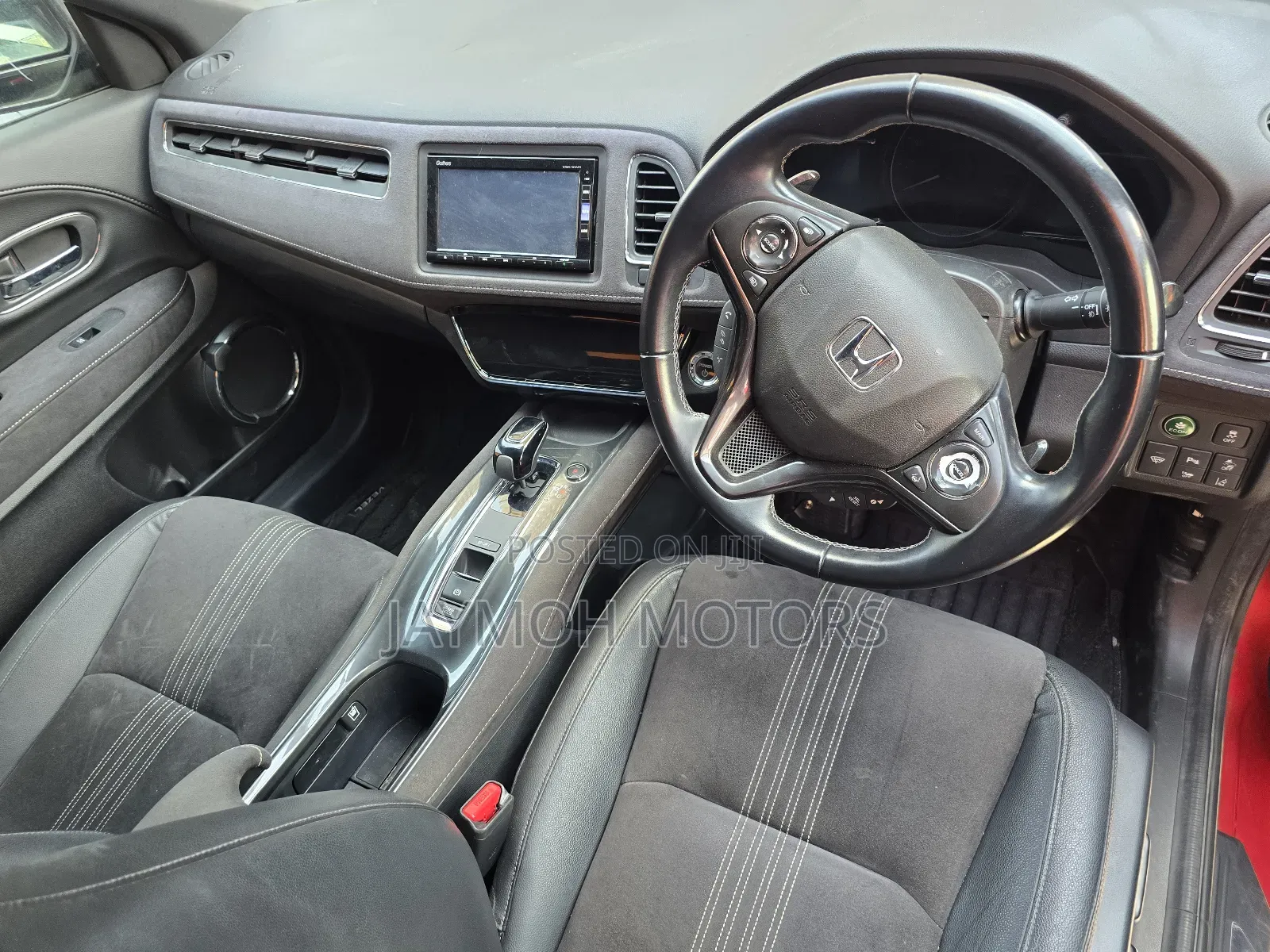 Honda Vezel 2019 Red