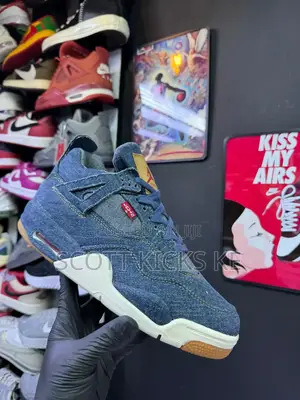 Levi’S X Air Jordan 4 Retro “Denim”
