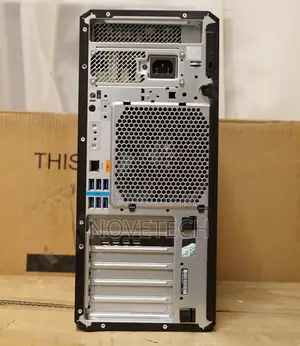 Desktop Computer HP Z4 G4 16GB Intel Xeon SSD 1T