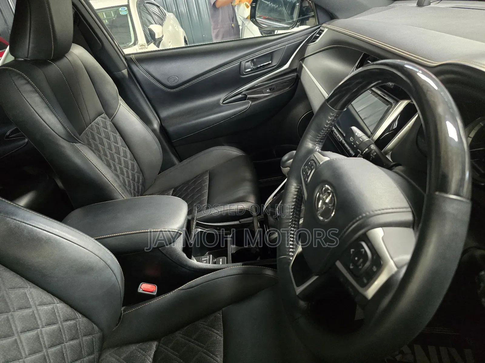 Toyota Harrier 2018 Blue