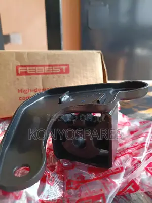 Exhaust Pipe Mounting Bracket T30